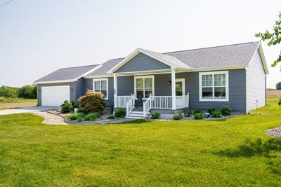 /international/us/30877-county-road-687-bangor-mi-110099921211/