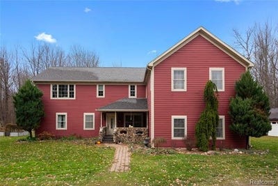 /international/us/2222-loree-road-washington-twp-mi-110103582316/