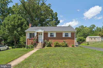 /international/us/7022-strathmore-street-falls-church-va-110108381619/