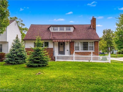 /international/us/7393-nethersole-drive-middleburg-heights-oh-110107995869/