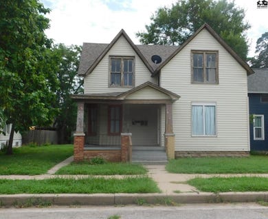 /international/us/213-w-9th-ave-hutchinson-ks-110101236908/