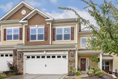 /international/us/105-willow-view-lane-apex-nc-110101451882/