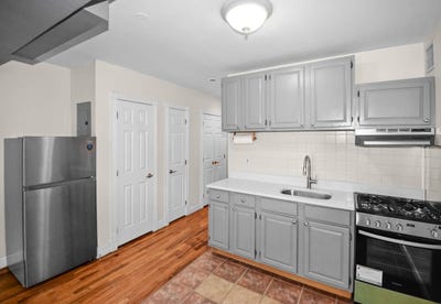 /international/us/1240-bedford-brooklyn-ny-110105287458/