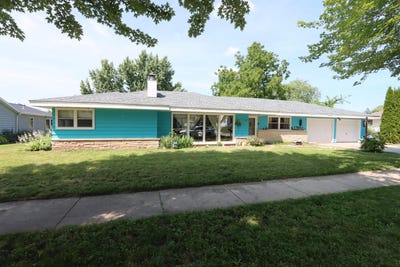 /international/us/179-maria-lane-fond-du-lac-wi-110100939368/