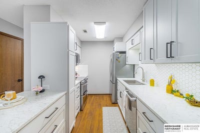 /international/us/3001-s-51st-street-court-lincoln-ne-110107858408/
