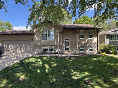 /international/us/1212-14th-avenue-spencer-ia-110108269216/