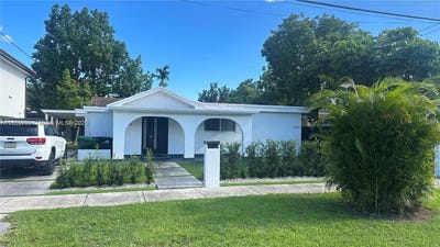 /international/us/4288-sw-9th-st-miami-fl-110098005244/
