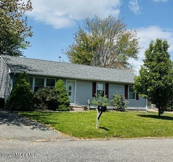 /international/us/718-clearwater-drive-forked-river-nj-110107909814/