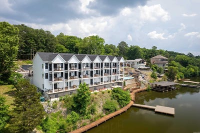 /international/us/231-ledgerock-106-road-hot-springs-ar-110097656574/