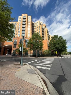 /international/us/2720-s-arlington-mill-dr-403-arlington-va-110107893282/