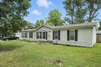 /international/us/13971-edison-street-cedar-lake-in-110100258778/