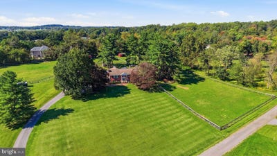/international/us/2163-mckendree-road-west-friendship-md-110120097318/