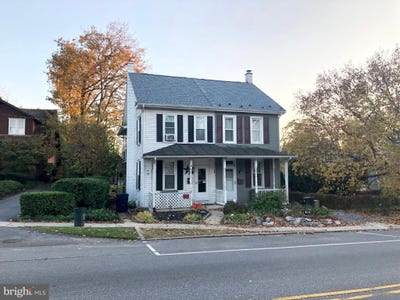 /international/us/428-e-main-street-annville-pa-110100820371/