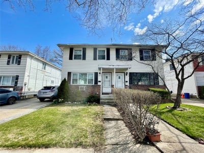 /international/us/64-37-217-street-bayside-ny-110098381430/