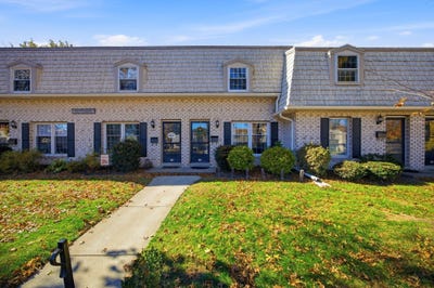 /international/us/35-corey-colonial-agawam-ma-110120769481/