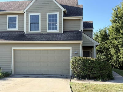 /international/us/301-hillside-drive-baldwin-city-ks-110110037409/