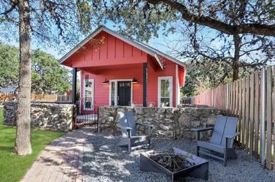 /international/us/241-haydon-st-dripping-springs-tx-110107711271/