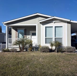 /international/us/5800-hamner-ave-eastvale-ca-110107278361/