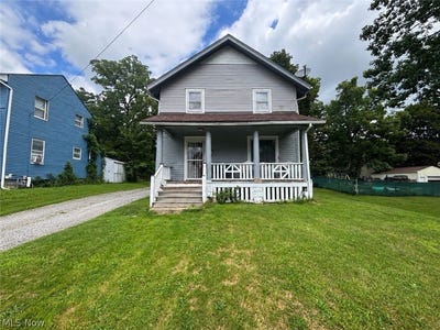 /international/us/2574-mount-vernon-avenue-youngstown-oh-110120510965/