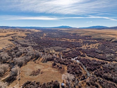 /international/us/164-cr-101-elk-mountain-wy-110104011524/