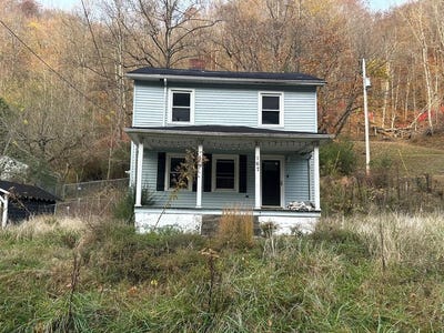 /international/us/167-store-hollow-road-betsy-layne-ky-110103406931/