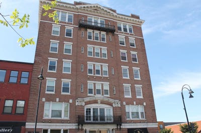 /international/us/131-main-street-burlington-vt-110093070857/