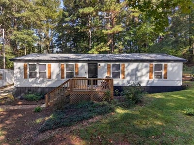 /international/us/12208-buchanan-highway-temple-ga-110120486959/
