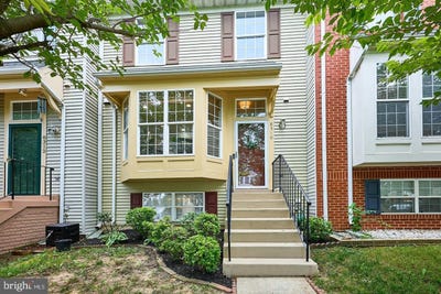 /international/us/8310-ewing-place-manassas-va-110120458968/