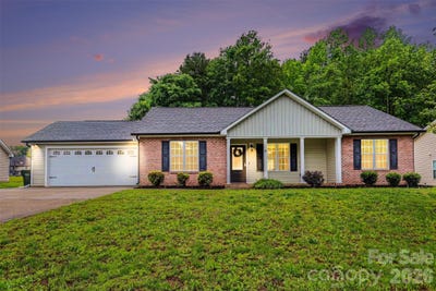 /international/us/2325-montford-avenue-nw-concord-nc-110108537785/