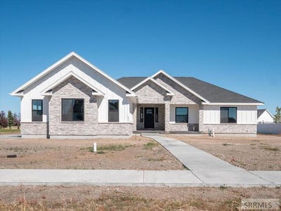 /international/us/832-oak-hill-way-rexburg-id-110094688921/