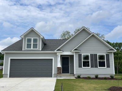 /international/us/127-oakfield-trace-drive-four-oaks-nc-110098977964/