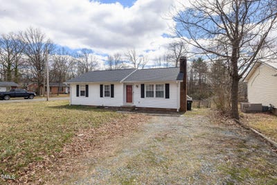 /international/us/825-parkwood-street-burlington-nc-110104306352/