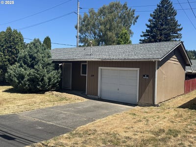 /international/us/1114-n-1st-ave-kelso-wa-110101367688/?lang=en