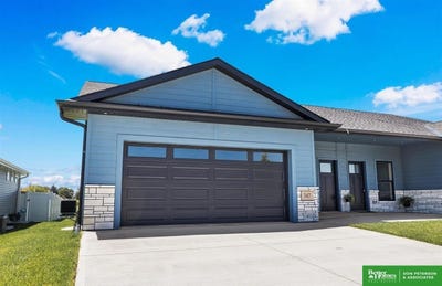 /international/us/347-capstone-drive-fremont-ne-110102001056/