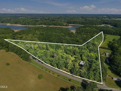 /international/us/5354-satterwhite-point-road-henderson-nc-110110136190/