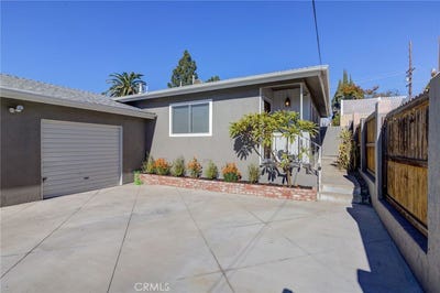 /international/us/1913-huntington-lane-redondo-beach-ca-110120512029/