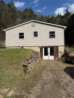/international/us/4150-wilson-hollow-road-corning-ny-110107037048/