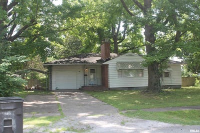 /international/us/903-carter-street-carbondale-il-110100899320/