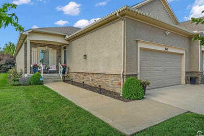 /international/us/2250-lake-pointe-drive-lawrence-ks-110108908196/