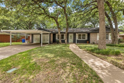 /international/us/204-juniper-street-mansfield-tx-110104270447/