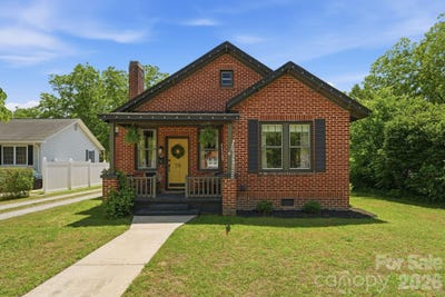 /international/us/116-marion-street-clover-sc-110108077368/