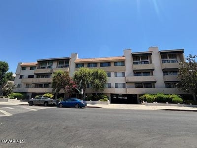 /international/us/5310-zelzah-avenue-encino-ca-110100763889/?lang=de