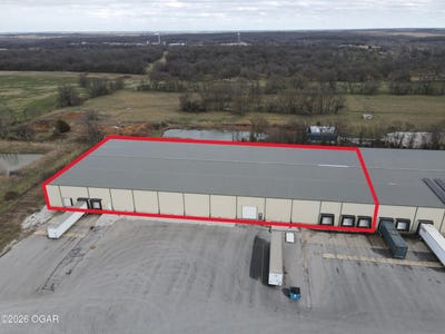 /international/us/3191-county-lane-187-carthage-mo-110106204461/