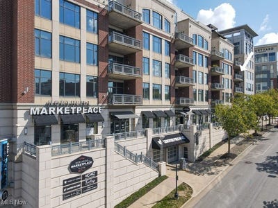 /international/us/21-furnace-street-akron-oh-110104549622/