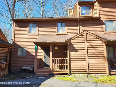 /international/us/402-tudor-court-bushkill-pa-110107614035/
