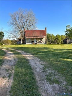 /international/us/13401-browns-road-dinwiddie-va-110104503876/