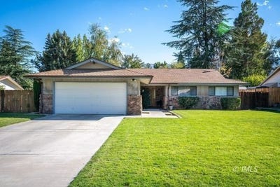 /international/us/2750-sierra-vista-way-bishop-ca-110120020976/