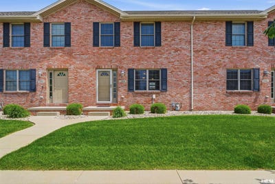 /international/us/1906-glenbridge-road-bloomington-il-110108199116/