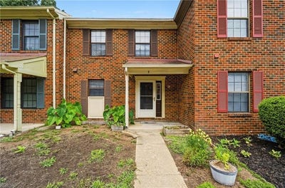 /international/us/372-circuit-lane-newport-news-va-110109228900/