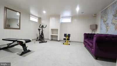 /international/us/554-cooper-street-woodbury-nj-110100847099/